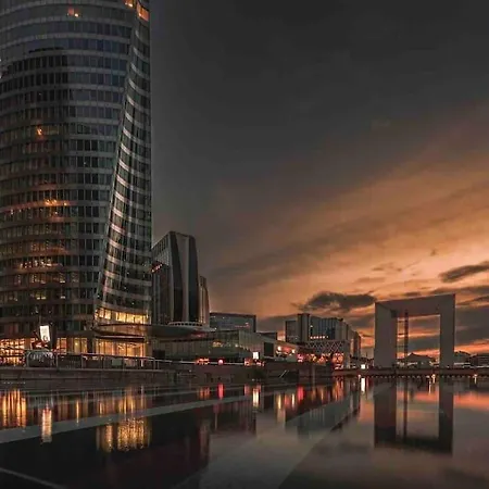 Amazing Studio Paris La Defense ! * Courbevoie